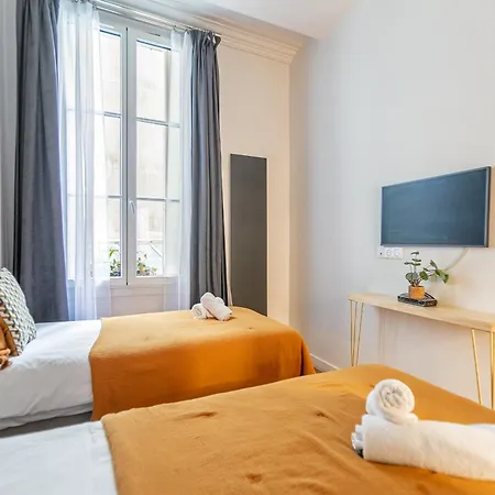 아파트 Elegante Parisienne Au Coeur Du Marais *